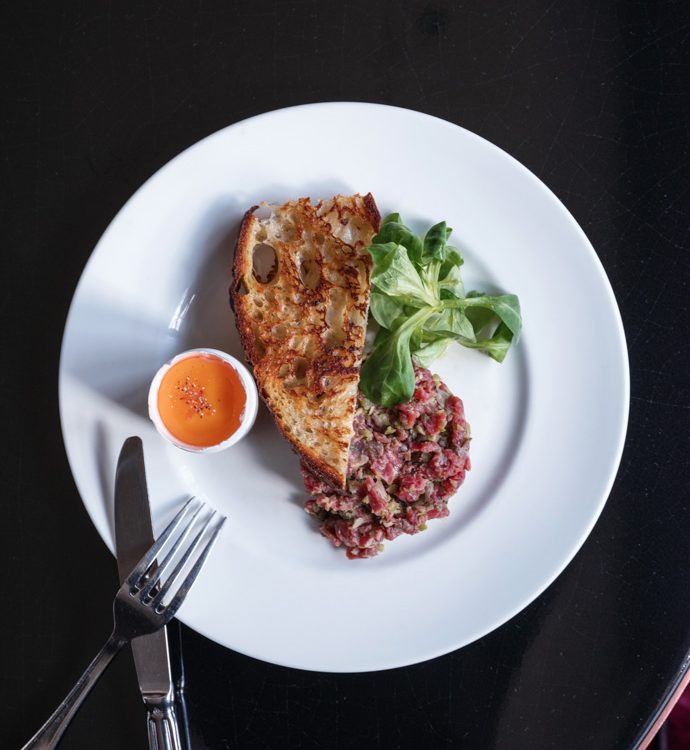 0007 - 2017 - Parsonage Grill - Oxford - High Res - Food Steak Tartare - Web Feature