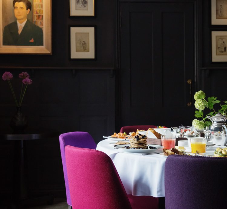 0011 - 2014 - Old Parsonage Hotel - Oxford - Low Res - Pike Room Private Dining Breakfast - Web Feature