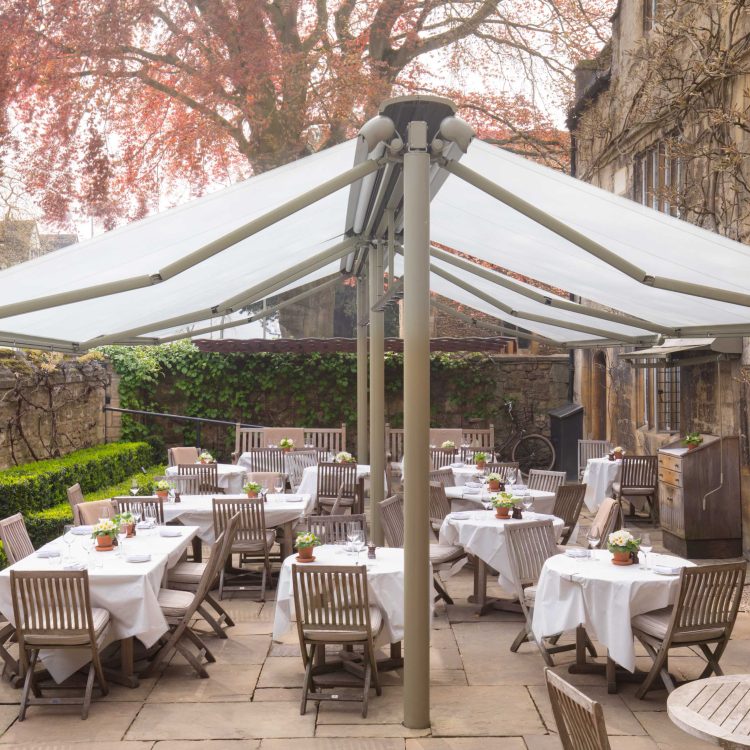 0006 - 2019 - Parsonage Grill - Oxford - High Res - Terrace Dining - Web Hero