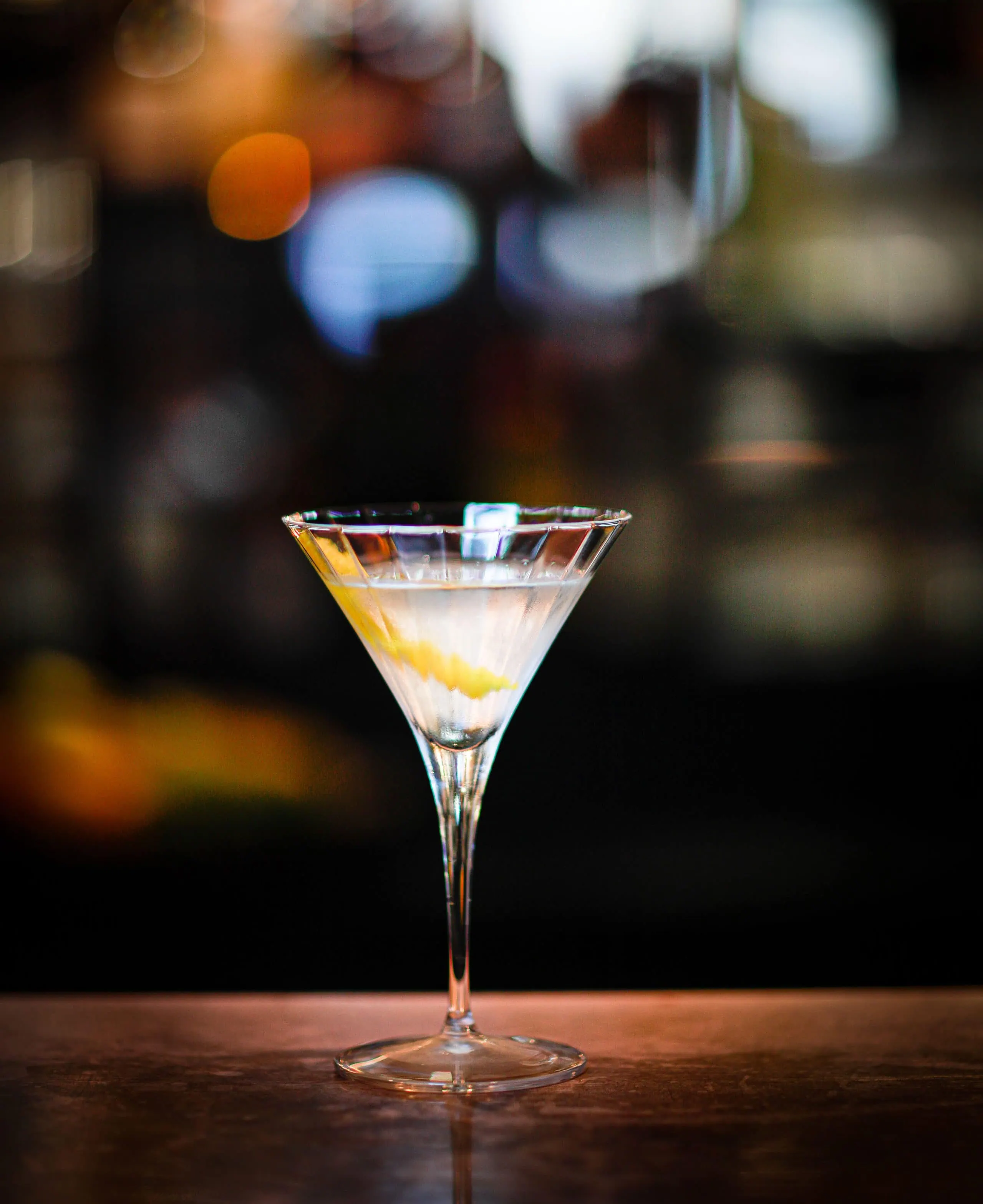 0015-2020-Parsonage-Grill-Oxford-High-Res-Bar-Martini-Web-Hero-aspect-ratio-2559-3133