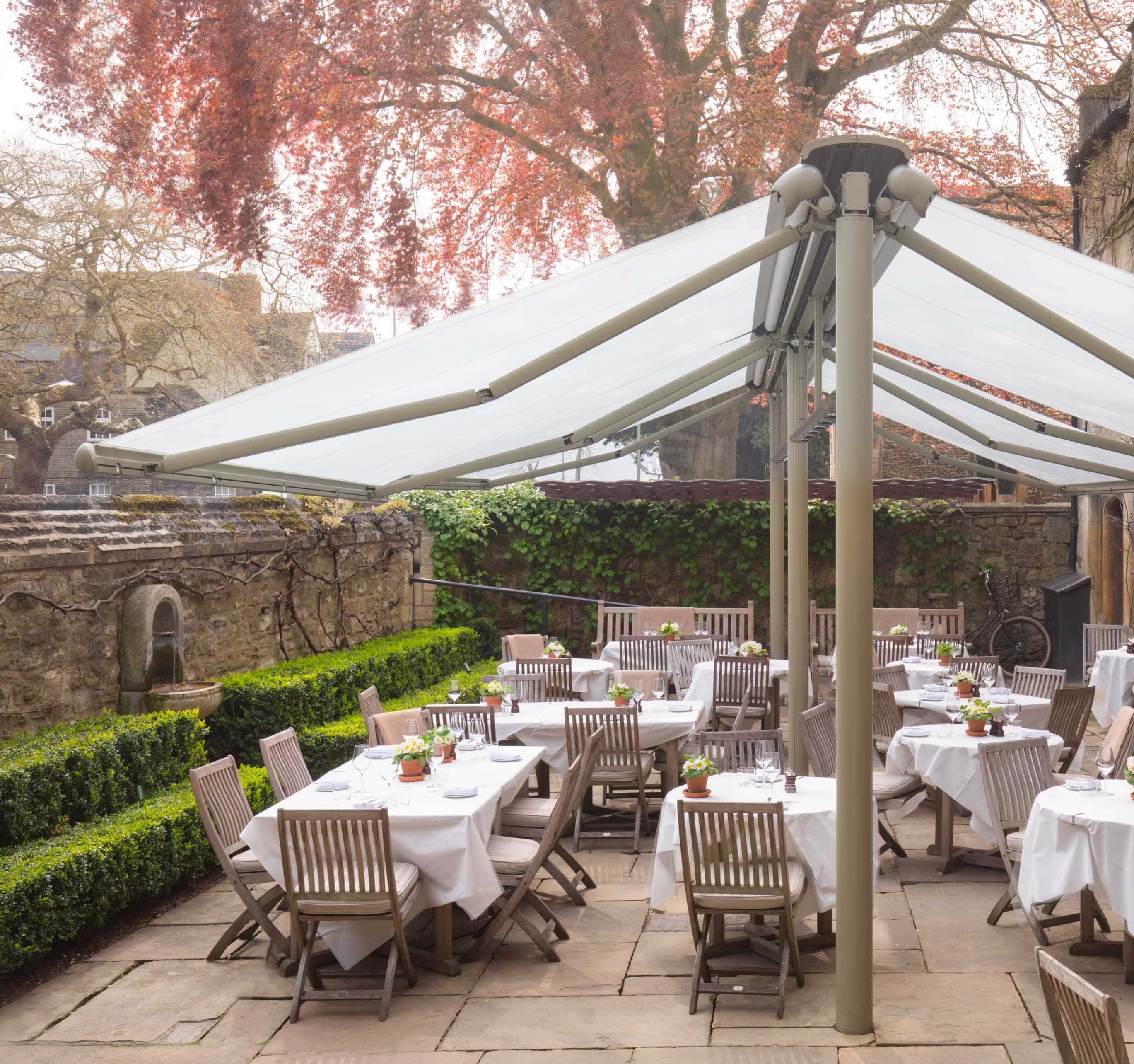 0006-2019-Parsonage-Grill-Oxford-High-Res-Terrace-Dining-Web-Hero-aspect-ratio-2738-2568