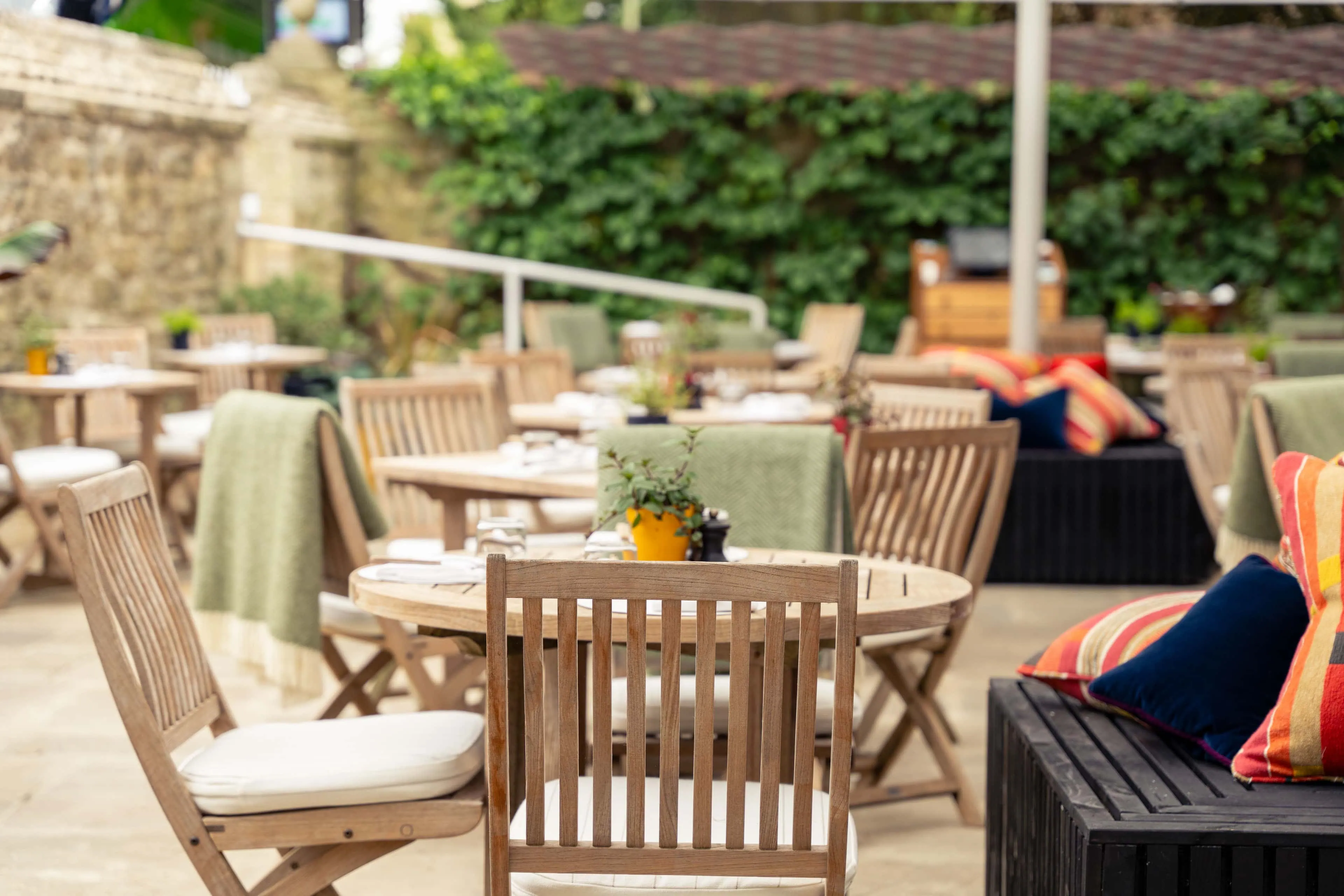 A7R03841 - 2024 - Parsonage Grill - Oxford - High res - Outdoor Terrace Exterior - Web Hero